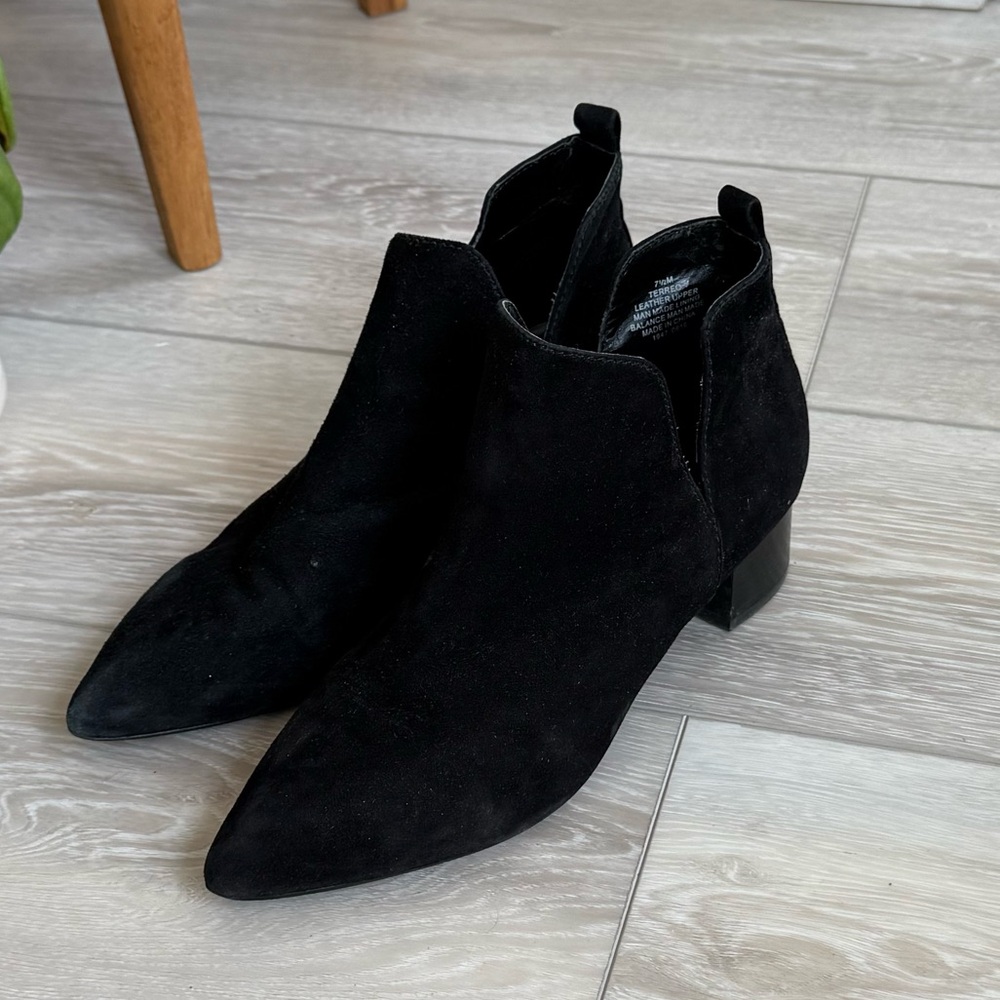 Nine West | Women’s 7.5 |  Terreo Suede Ankle Slip-On Booties